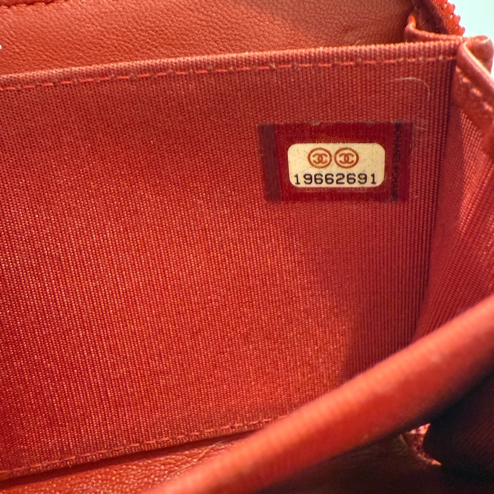 Chanel ‘Boy Chanel Zipped Wallet’ - Picture 5 of 7